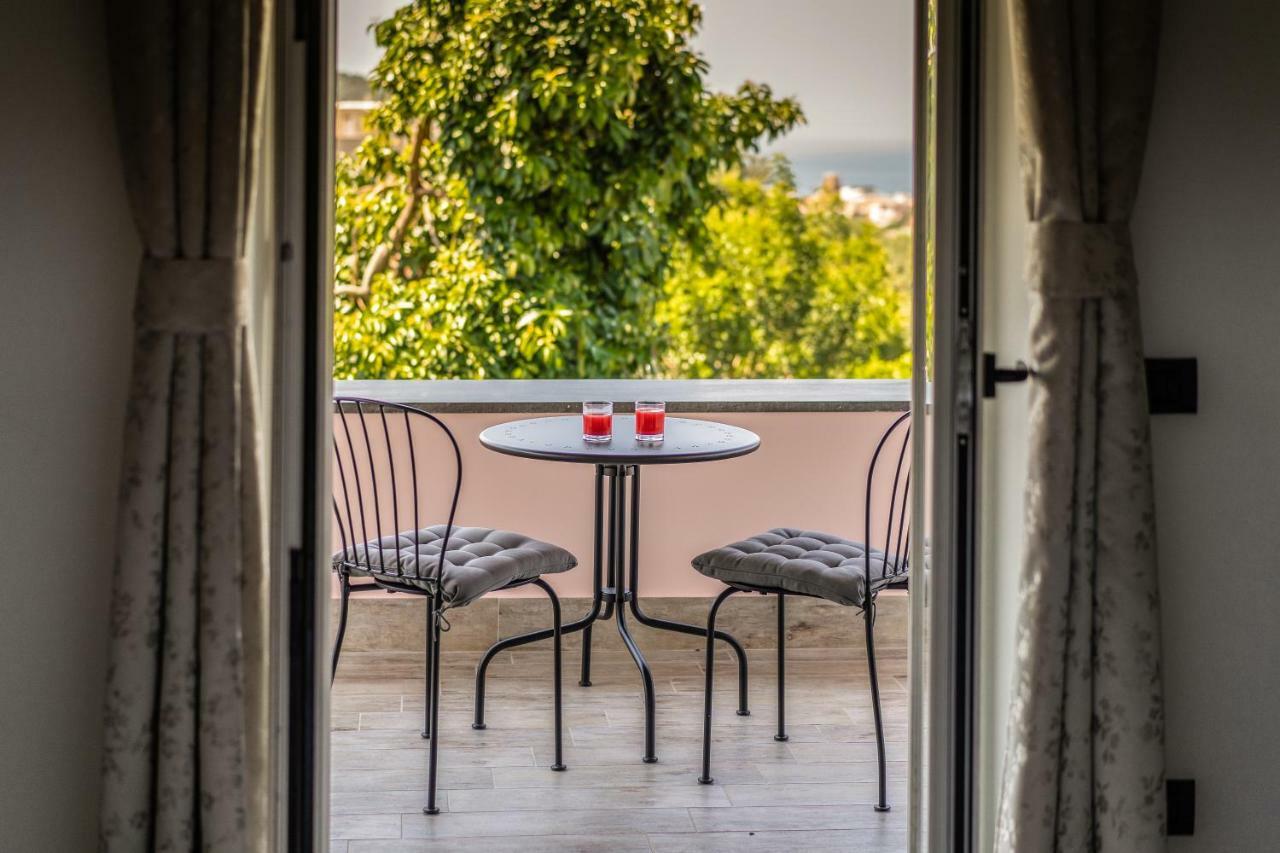 Bed and breakfast Lemon Factor Sorrente Extérieur photo